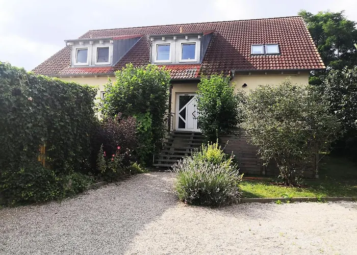 Großzügige Ferienwohnung für Gruppen und Familien im Raum Bamberg Erlangen