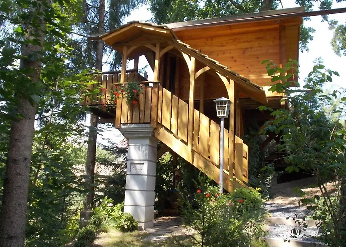 Baumhaus Wolfshöhle