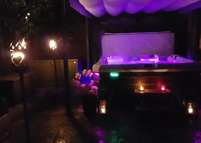 Whirlpool Suite Marrakesch-Lounge Stelle, Deutschland