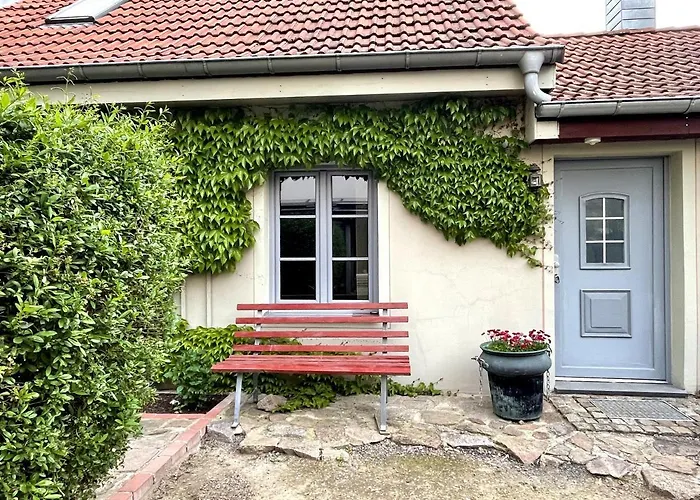 FEWO im Kneipenviertel Altkötzschenbroda