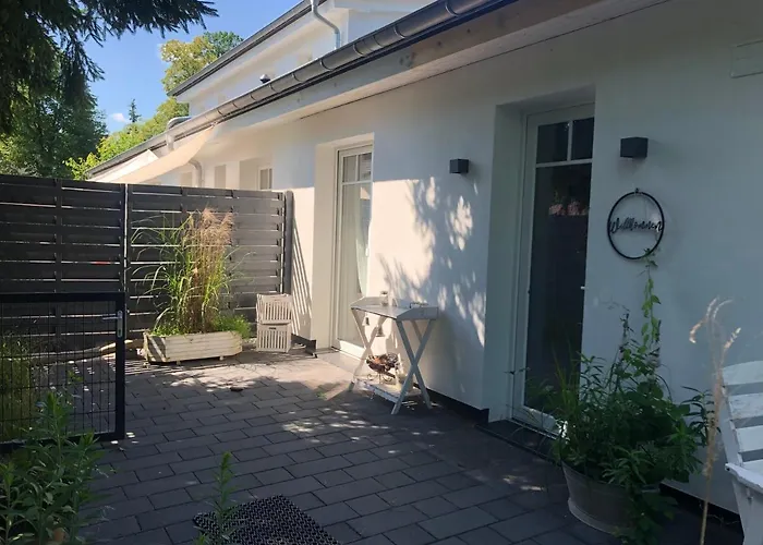 GartenLoft mit Outdoor Whirlpool und Garten