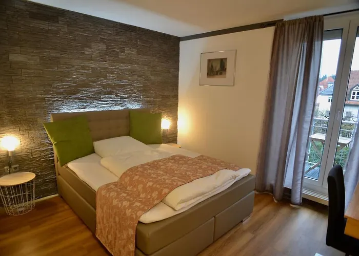Art Hotel Weingarten - Pizzeria Restaurant, Deutschland