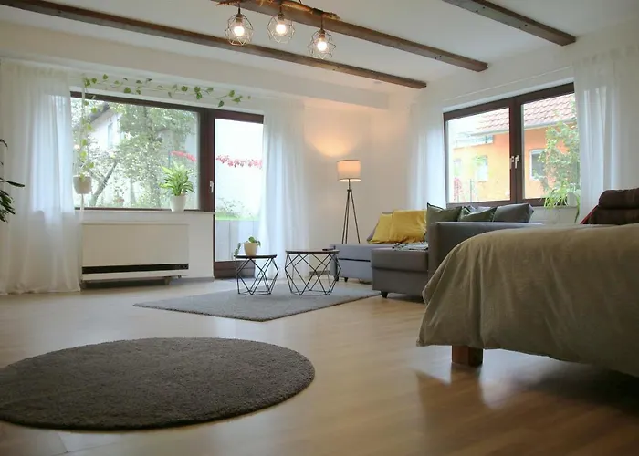 Studio- Mit Garten