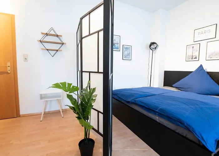 Tiny Home In Schickem Jugendstilviertel