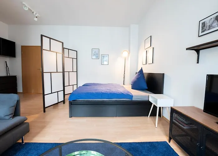Tiny Home In Schickem Jugendstilviertel