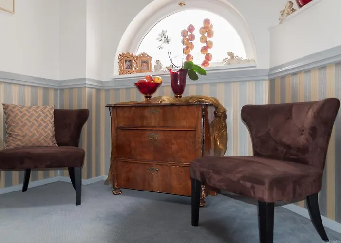 Garni Hotel Drei Lilien