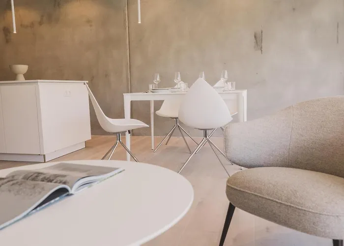 STEILLAGE - Design Moselsuiten mit Panoramablick und SPA