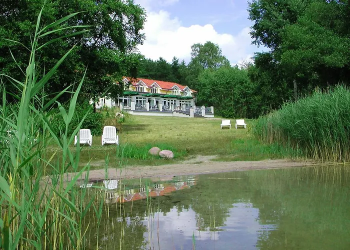 Kiwi Naturparkhotel Am Dreier See