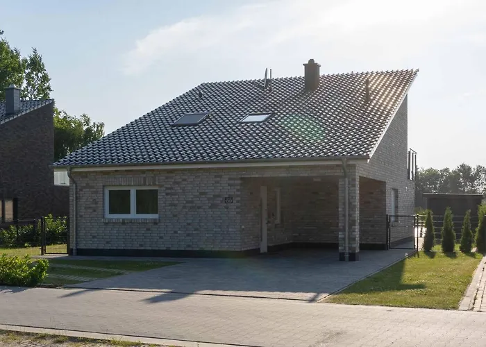 Seevilla am See mit Sauna, Kamin, privatem Steg und Seezugang