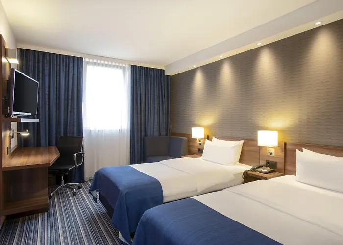 Holiday Inn Express Neunkirchen By Ihg, Deutschland