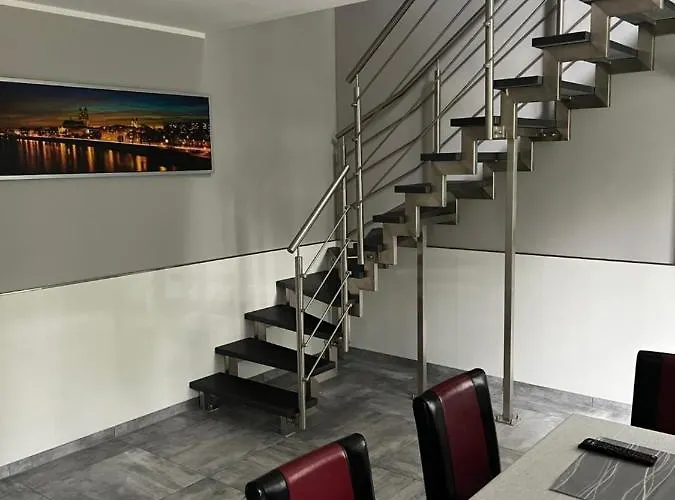 Garni Eastside