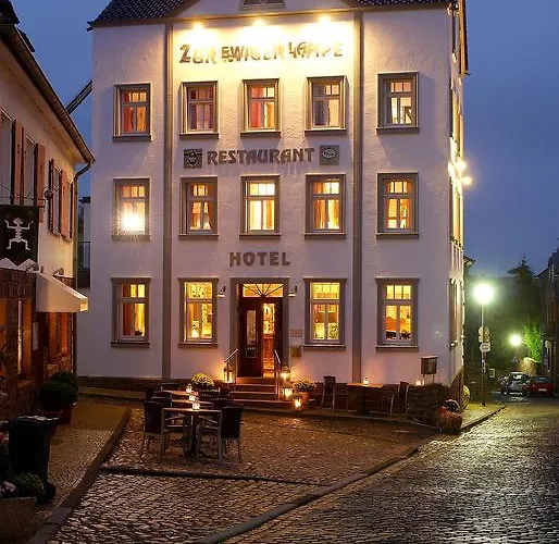 Zur Ewigen Lampe Romantisches Landhotel