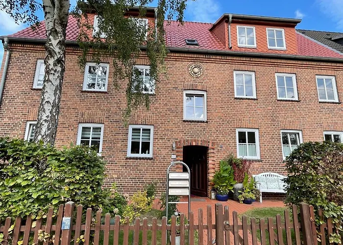 große Wohnung zentral gelegen