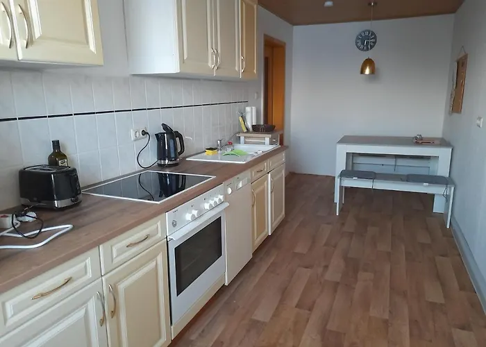 2 Raum Wohnung im DG