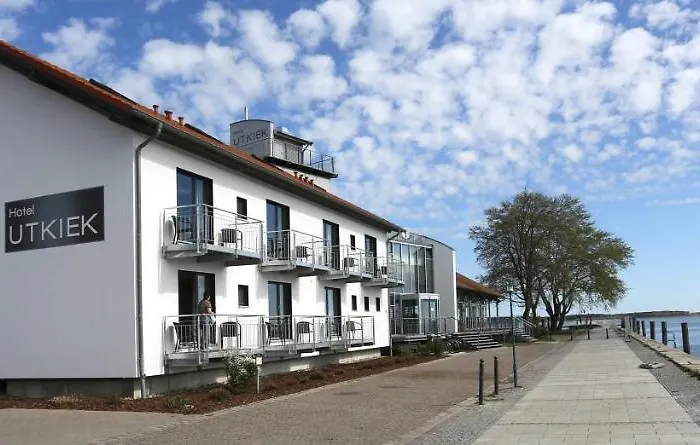 & Restaurant Utkiek