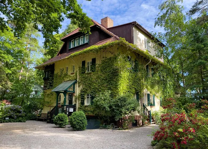 Strandvilla Hubertus Boltenhagen - Ferienwohnungen Mit Parkplatz WLAN Küche Garten Grillplatz Waldbaden