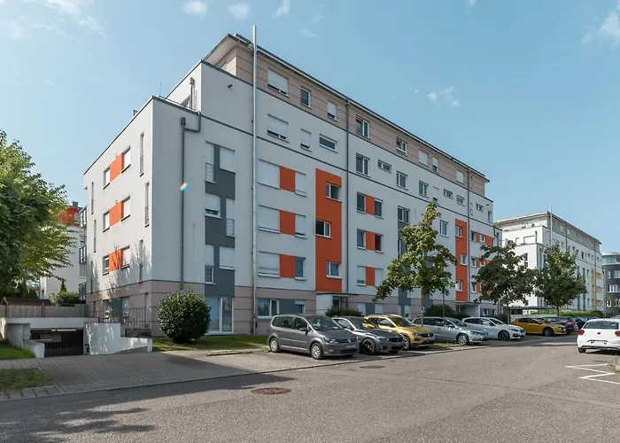 Deluxe Business Apartment 90qm 2 SZ und Büro Tiefgarage 3 Min Flughafen Leinfelden-Echterdingen, Deutschland
