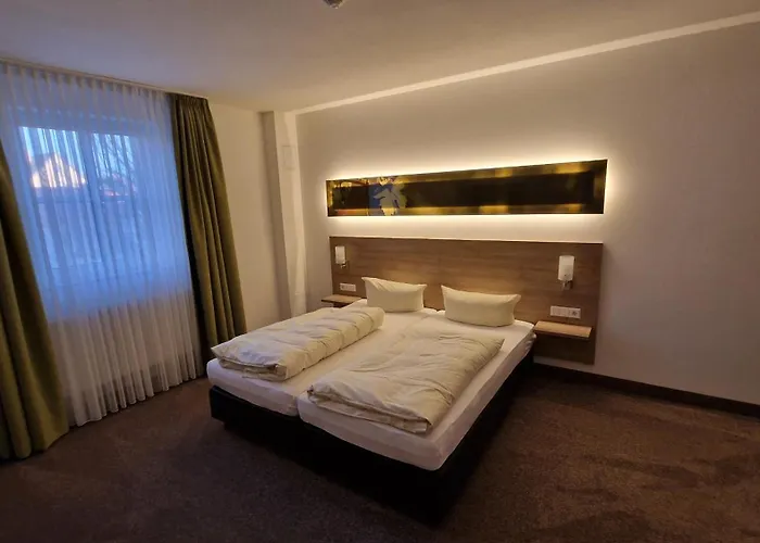 Schwarzer Adler - Hotel Garni