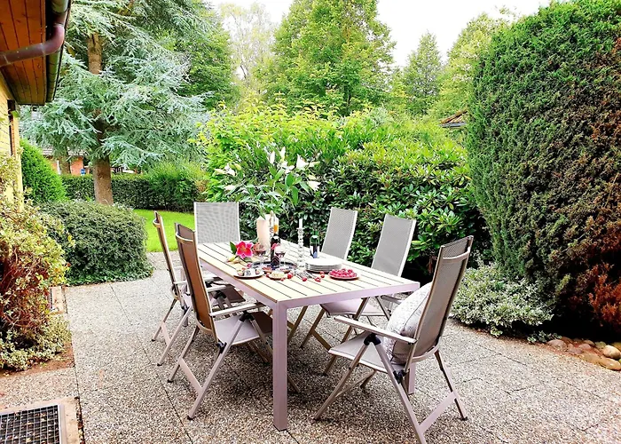 fewo1846 - Villa Westerallee - Bungalow mit drei Schlafzimmern und Garten
