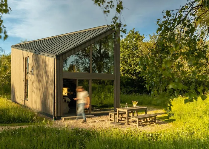 Neugrad - Hochwertige Ferienhaeuser Im Nationalpark Eifel