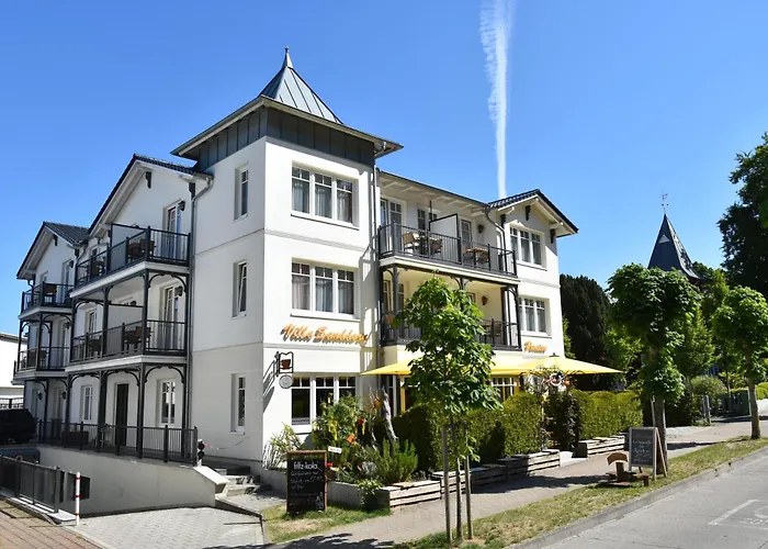 Sanddorn Mit Cafe Carlssons