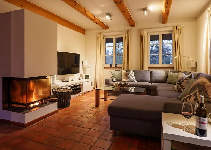 Exklusives Holzhaus