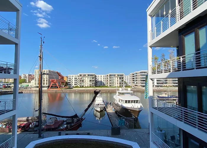 Bootshaus Am Neuen Hafen