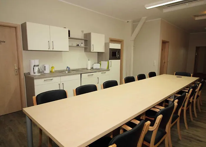 Kutterfisch Kajueten Direkt Im Stadthafen