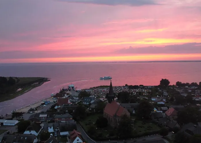 Wohlfuehl-Orte24 am Hafen in Schaprode, Rügen