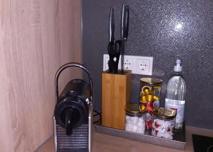 Am City Apartment 24H Self-Check-In, Free Parking, U-Bahn 350M, Netflix