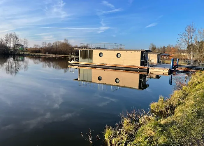 Waidlerland Hausboot 1