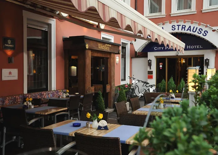City Partner Strauss