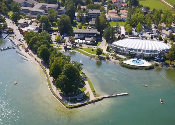 Schlossblick Chiemsee