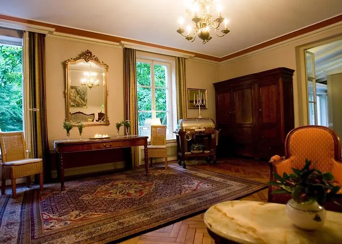 Hotel Restaurant Villa Fayence