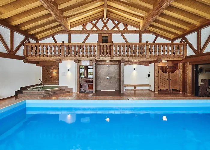 Aktivhotel&Gasthof Schmelz Ihr familienfreundliches Urlaubs Hotel mit Wellness, Almsauna, Chiemgau Karte
