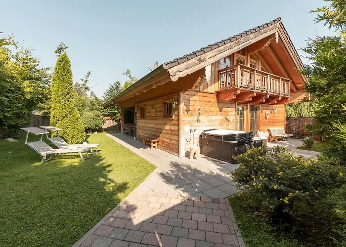 Bayern Chalets bei Salzburg und Berchtesgaden mit Whirlpool und Sauna