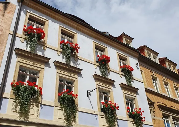 Ines Wolf In Der Meißner Innenstadt