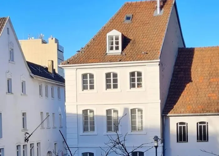 Am Schloss - FLAIR