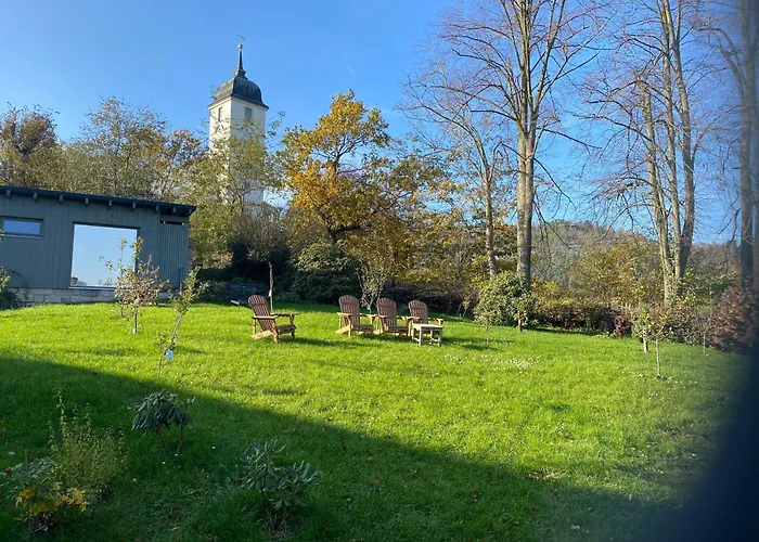 Altes Pfarrhaus Kurort Gohrisch - Ferienwohnungen - Gartensauna - Parkplätze