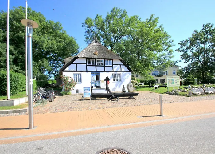 Ruhige Lage Mit Terrasse
