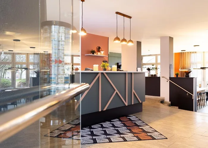 Holiday Inn - The Niu, Blade By Ihg