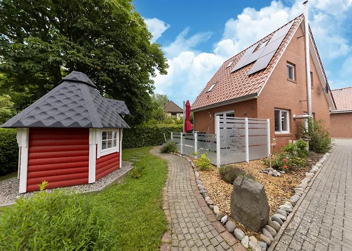 Modernes Ferienhaus Mit Sauna In Wiek Am Meer