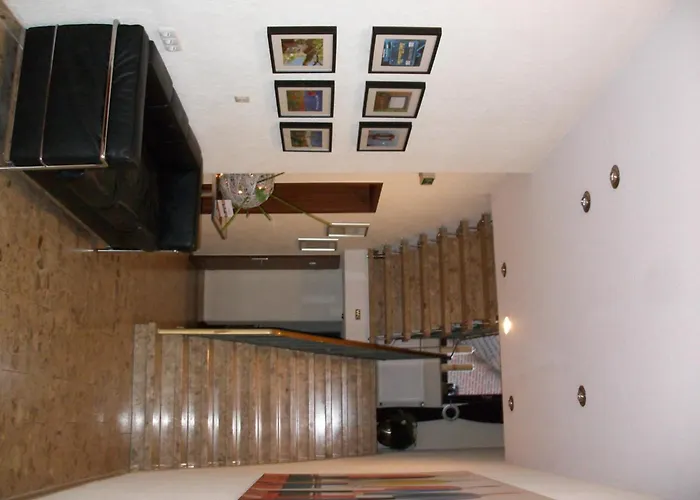Adam Hotel Giesen, Deutschland