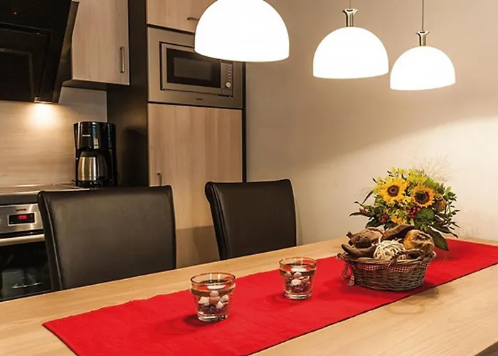 Les Belles, Haus Cecile, FW Attractive, Whg
