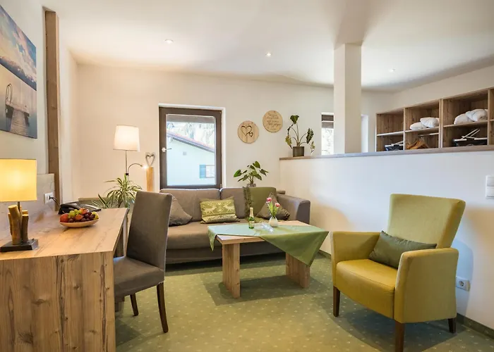Landhotel Gockelwirt Eisenberg , Deutschland