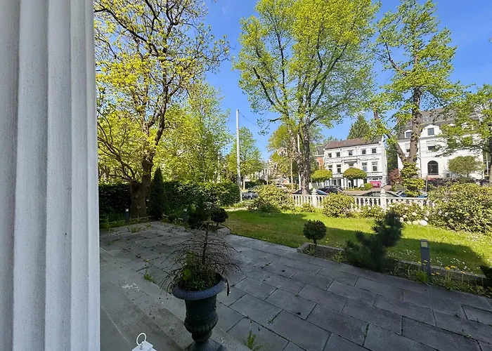 Villa Linnenschmidt Bremen - zentral - nahe HBF I Messe I Altstadt I ÖVB