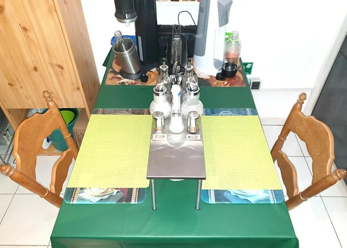 Zimmer Hohbuch mit Achalmblick