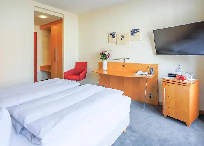 Hotel Kleines Meer Waren , Deutschland