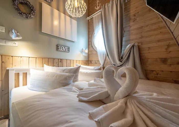 schwimmendes Seehotel Elbe-Parey, Deutschland