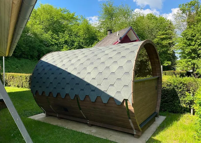 SEA Office - Modernes Ferienhaus mit tollem Seeblick